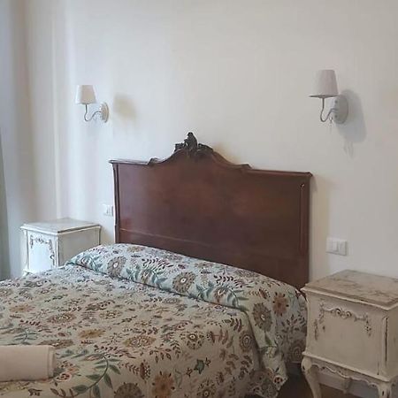 Casa Fileti Bed & Breakfast Palermo Dış mekan fotoğraf
